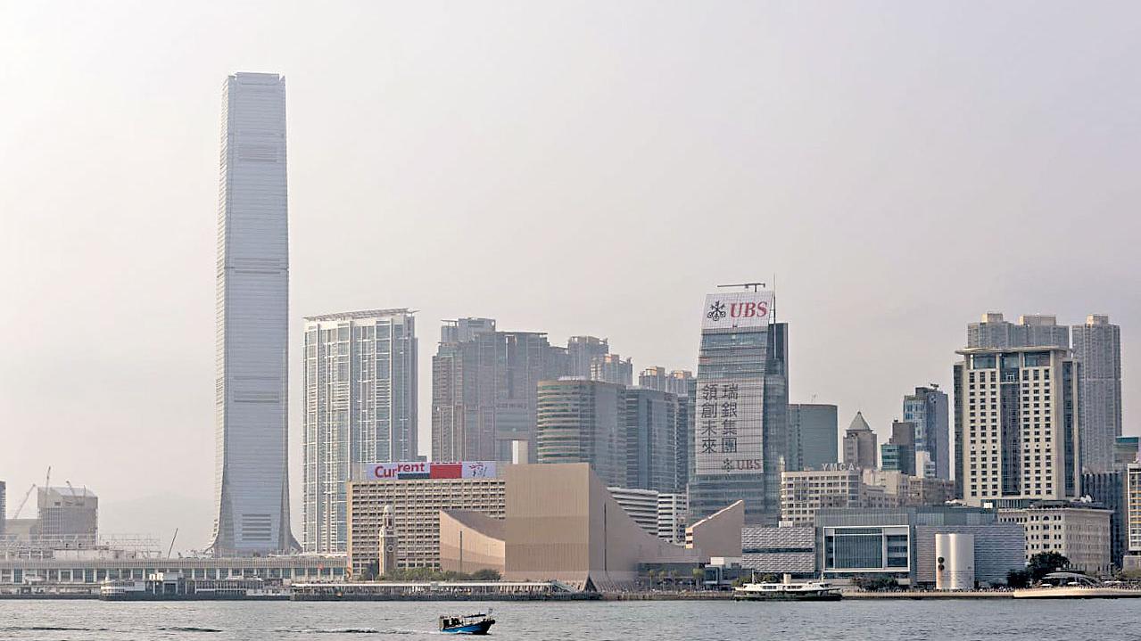 港消費者信心指數按季減2.3% 經濟發展信心不足 降幅最大