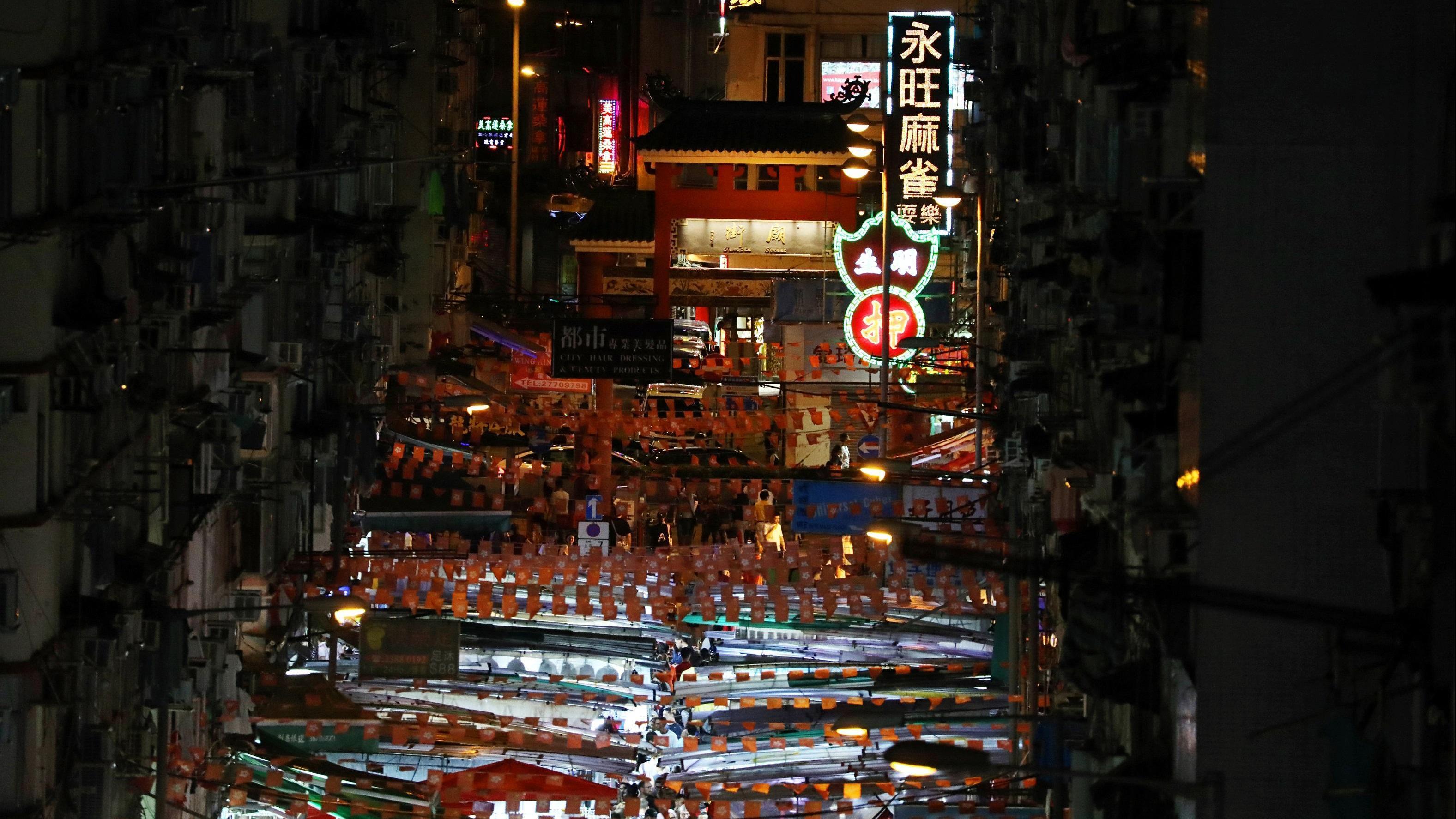 香港夜繽紛｜廟街商會指將邀請知名食肆下月設美食攤檔　形成類似台灣夜市