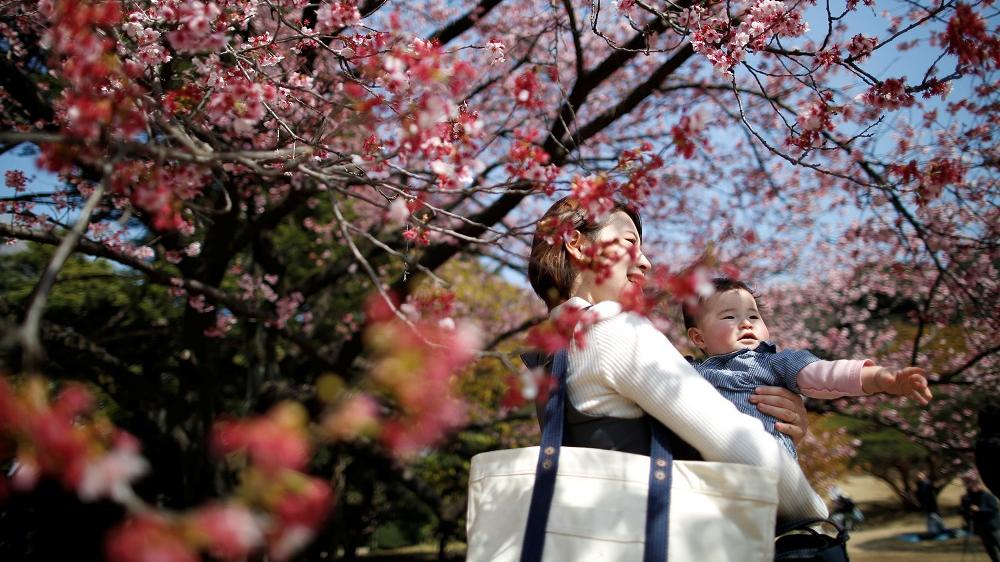 日本琦玉縣計劃立法阻獨留兒童引發爭議。(路透社)