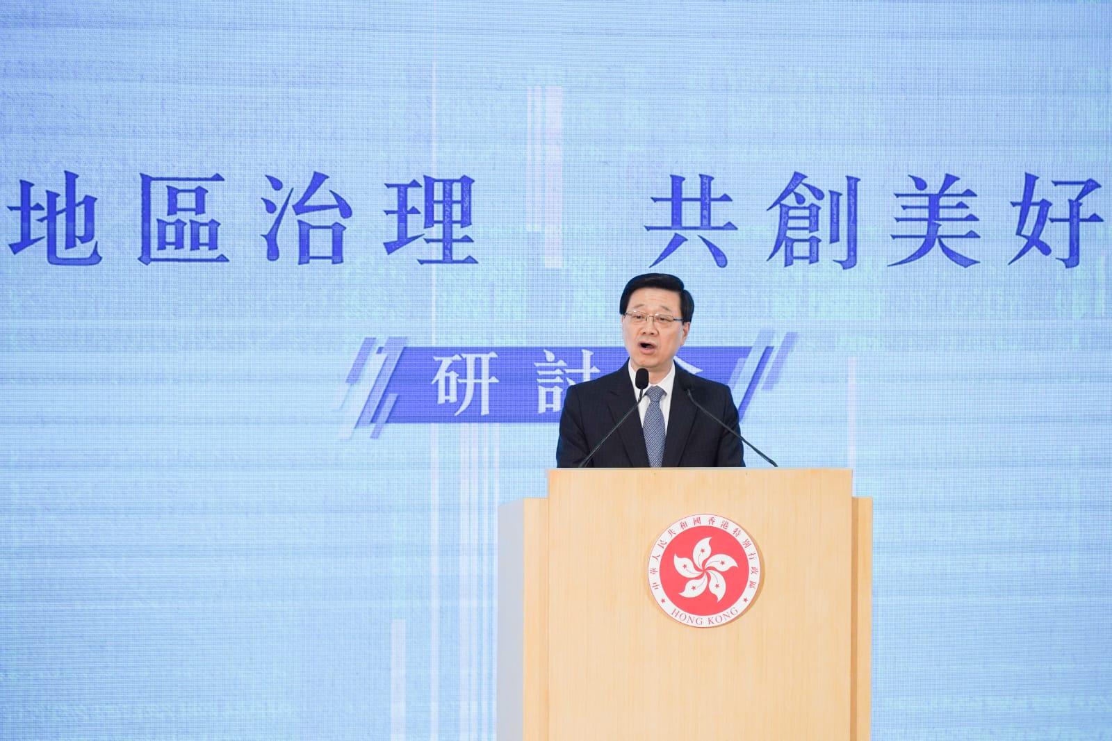 區議會選舉2023｜李家超指區議會從來不是特區政權的一部分，將區議會和香港民主制度掛鈎是錯誤議題。(李睿哲攝)