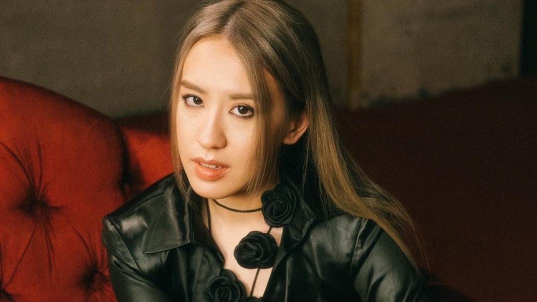 曾若華離開華納感開心︰人生有幾多個10年