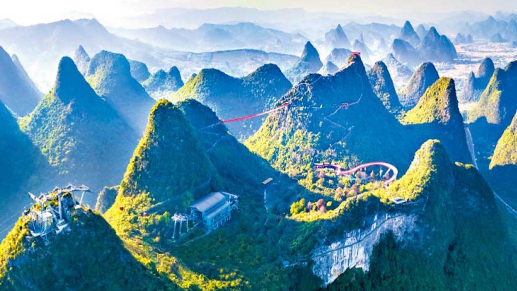 人生必遊勝景 感受連綿索道 踏足桂林天空之城