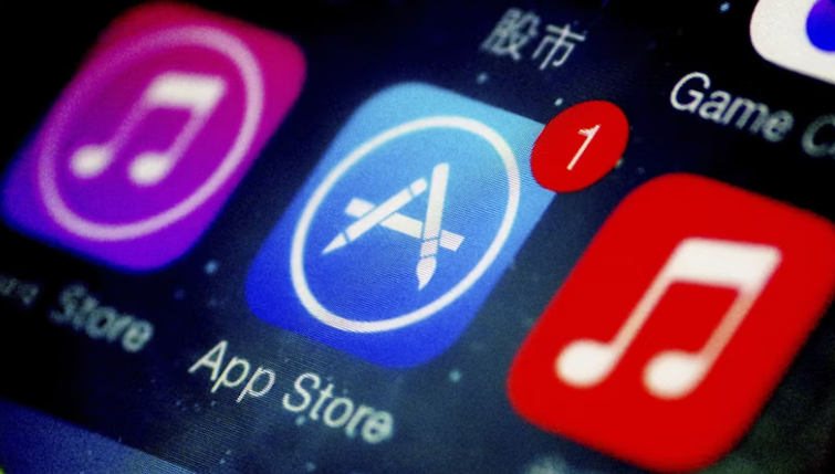 外國科技資訊網《The Information》報道，蘋果公司解僱了其中國應用程式商店App Store的至少5名員工，原因涉及業務不當行為，包括未經授權與手機遊戲開發商互動。