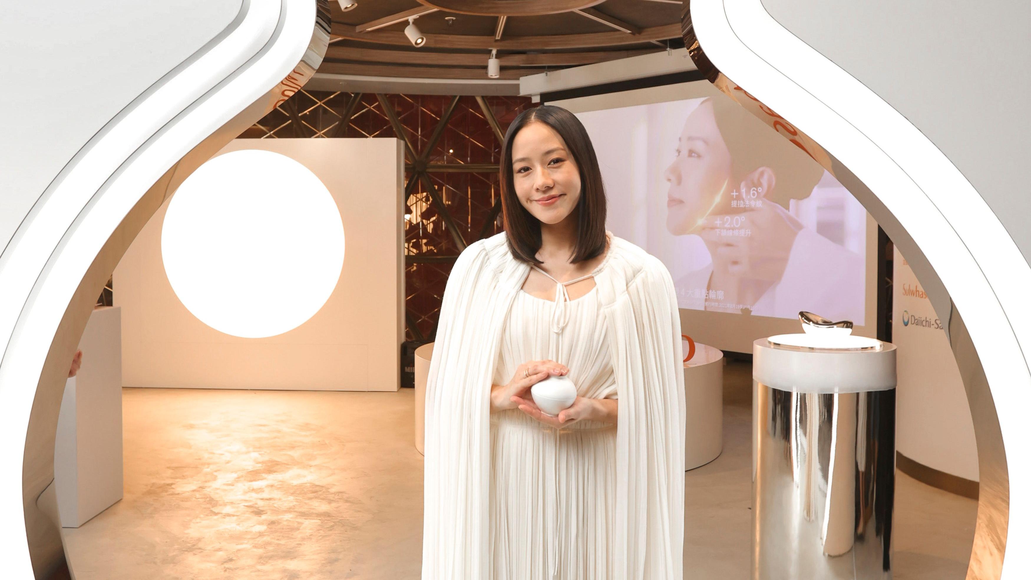 林嘉欣公開首談離婚 回應有金錢糾紛傳聞自言心情已平伏