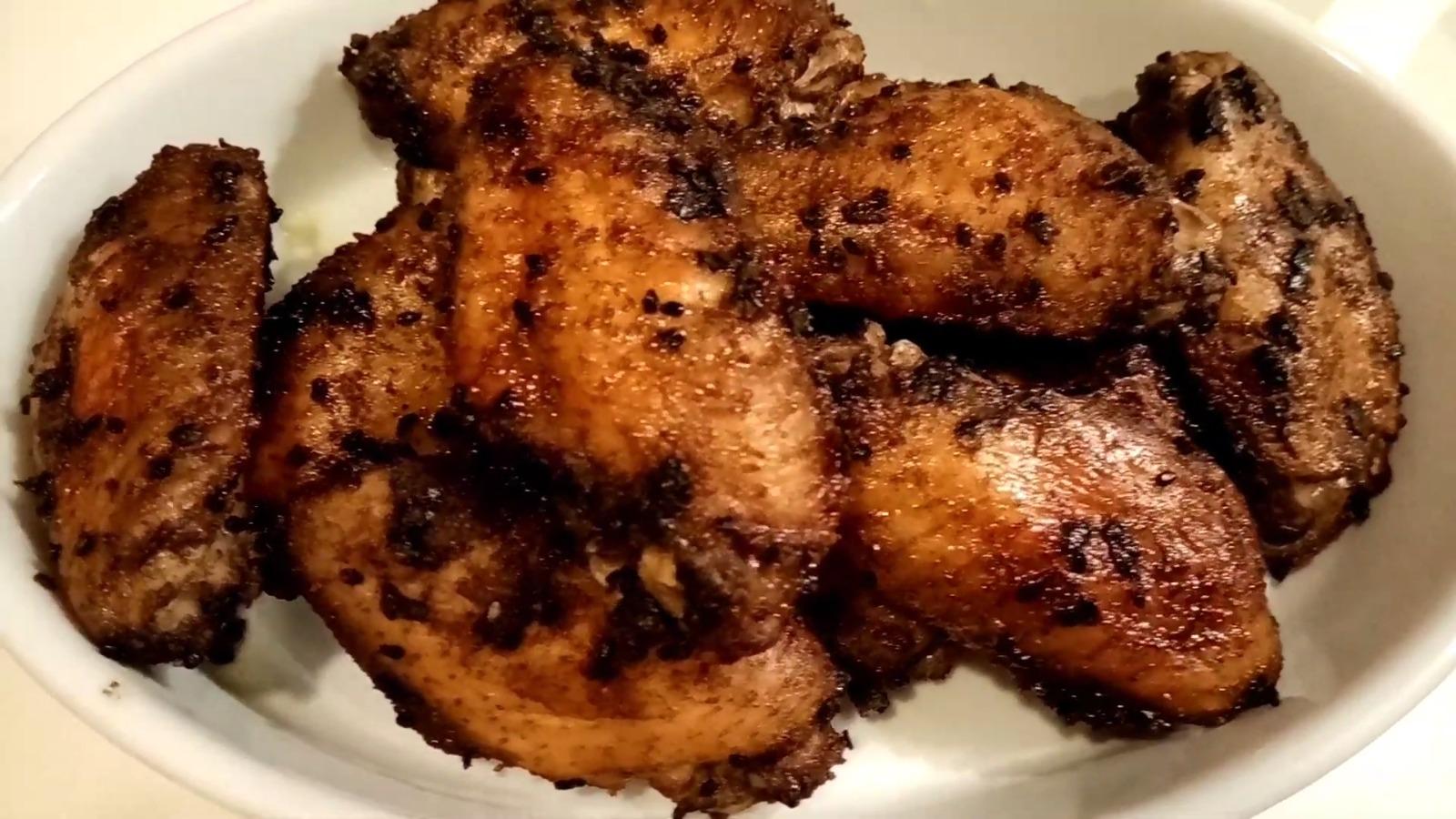 土匪雞翼食譜│譚仔名物孜然配雞翼 五香粉或十三香腌製做法唔難（網上圖片）