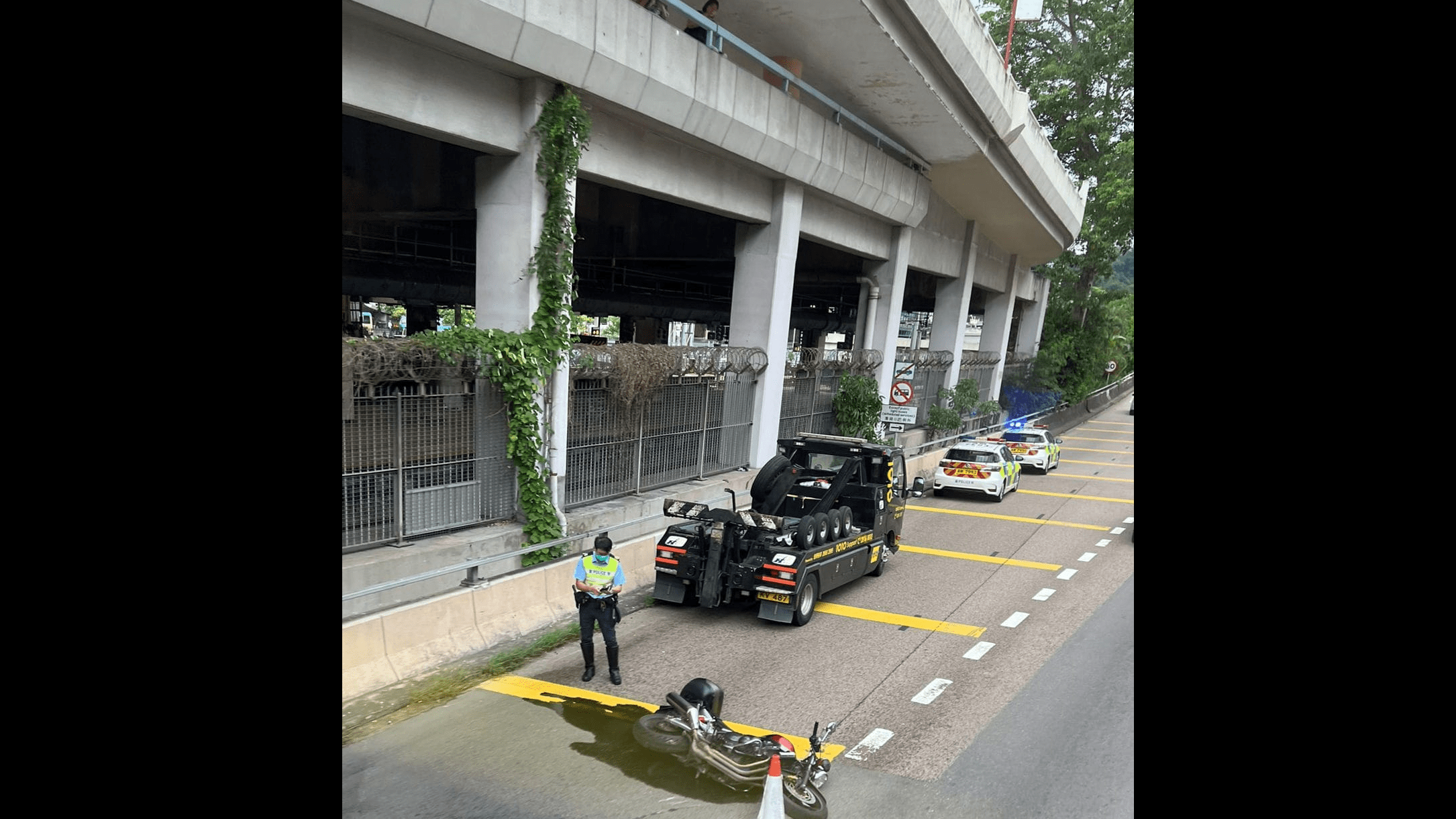 沙田鄉事會路電單車飛墮大埔公路　1死1傷(網上圖片)