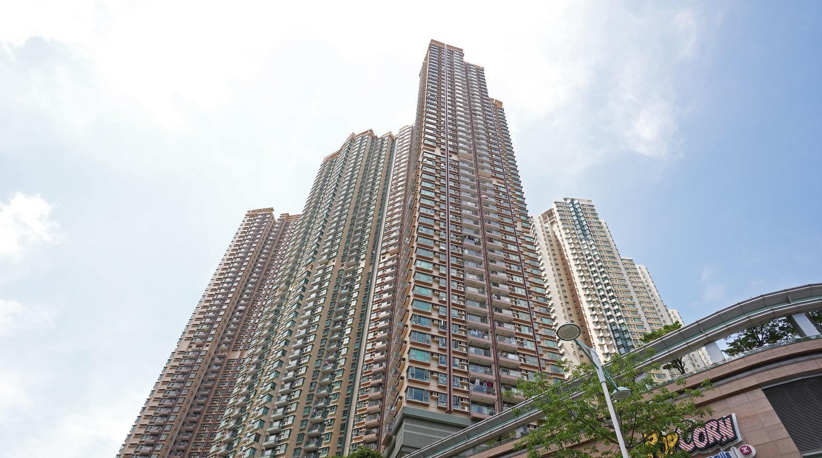 康城租客為求日常出入更方便，以1.8萬元轉租君傲灣企裝兩房，呎租約41元。