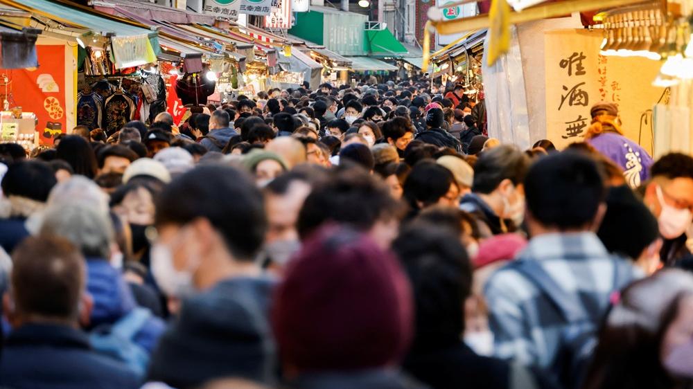 疑有人利用日本退稅制度漏洞，引起更改退稅方式的計劃。(路透社)