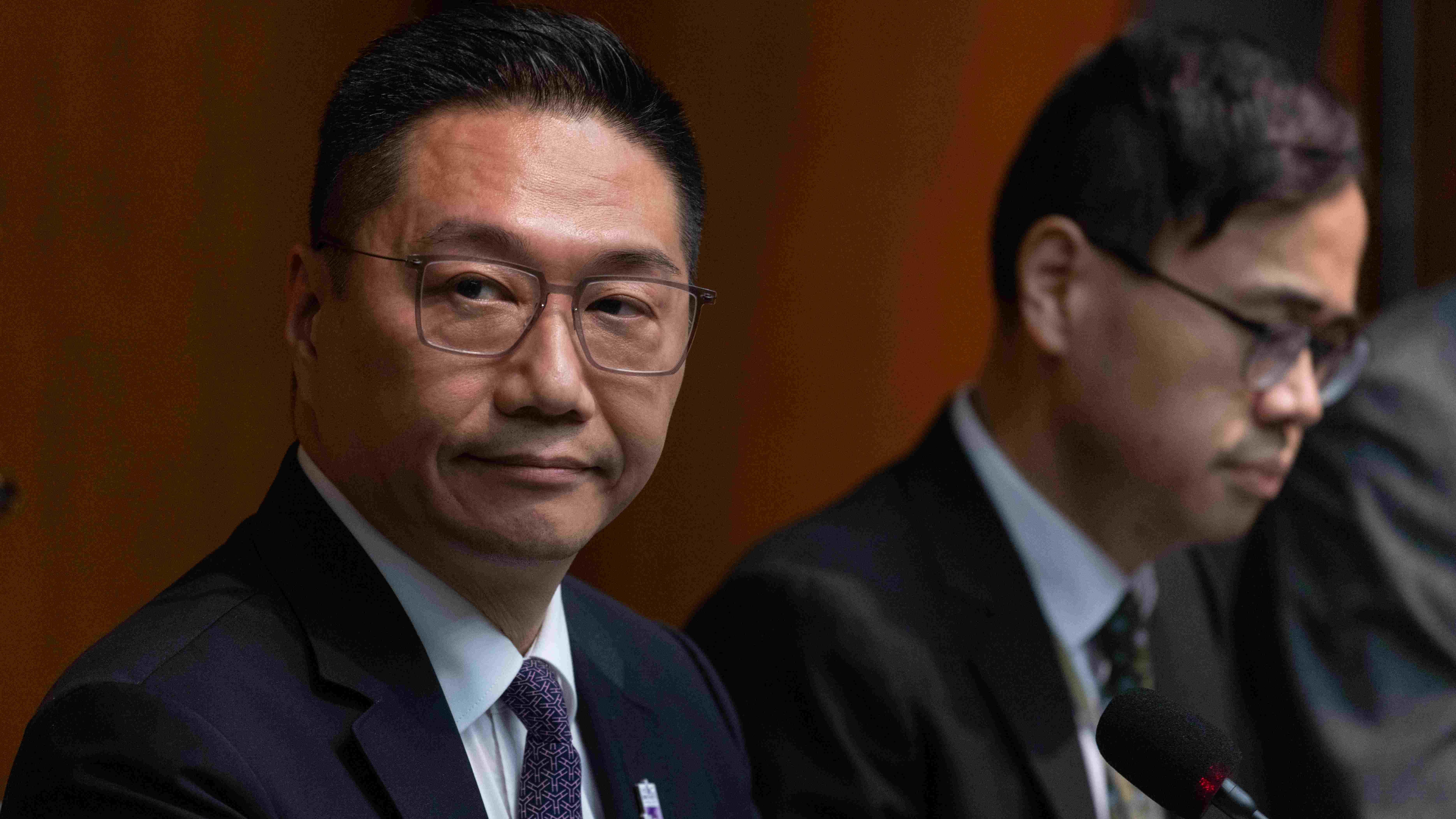 北上消費｜上周六陸路口岸北上港人逾33萬創本月新高　邵家輝冀補充人手增強競爭力