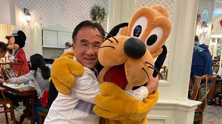 田北辰湊孫去迪士尼遊玩（田北辰Facebook）