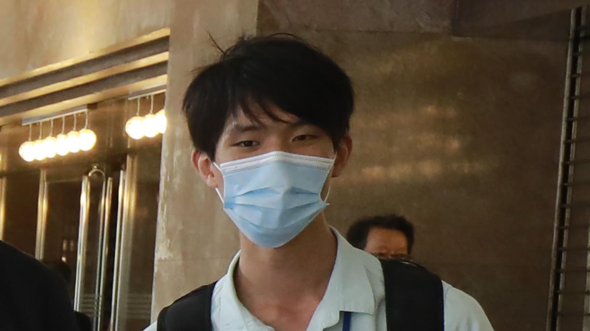 譚爾培因事入醫院都不忘WFH。(資料圖片／林俊源攝)