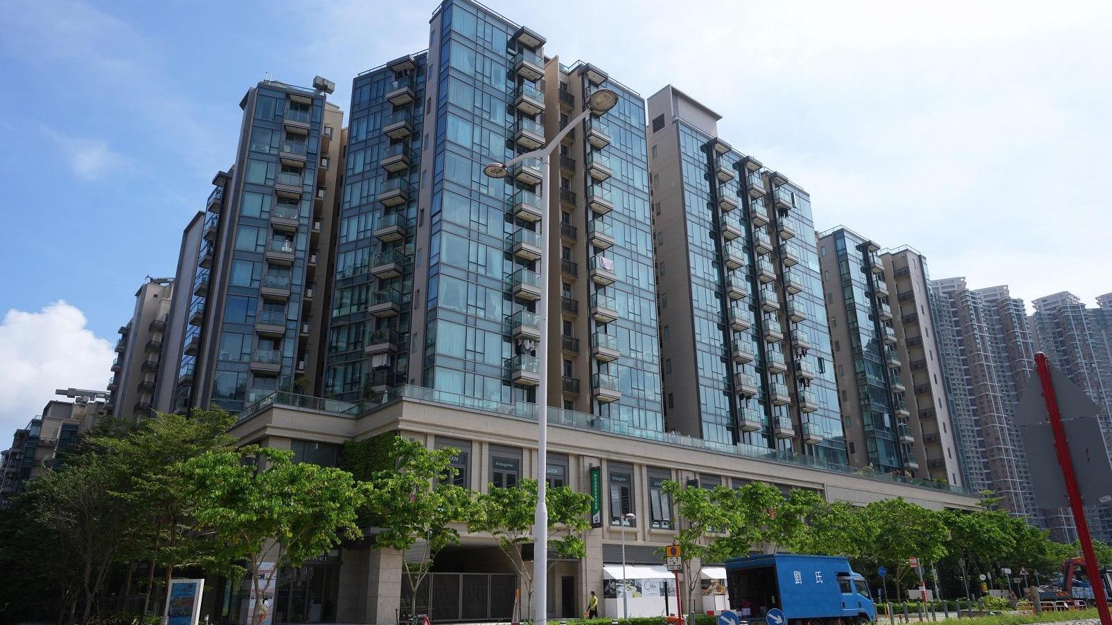 外區上車客睇樓一次，便火速以862萬元承接將軍澳CAPRI高層兩房連儲物室戶，呎價逾1.5萬元。