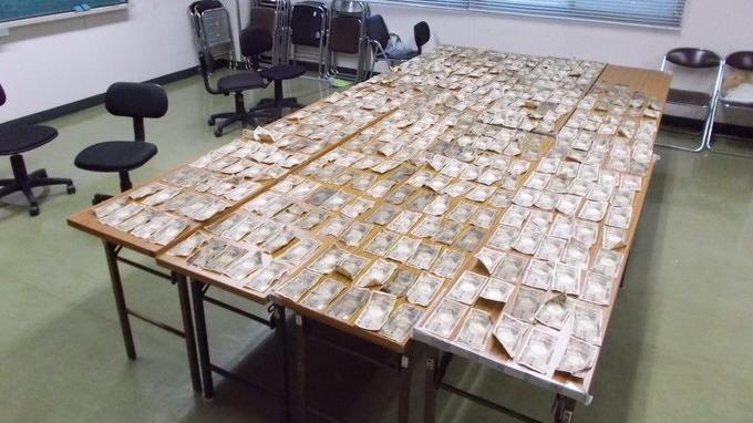 廣島回收場驚現21萬元紙幣，3個月內無人認領將歸政府。(X)