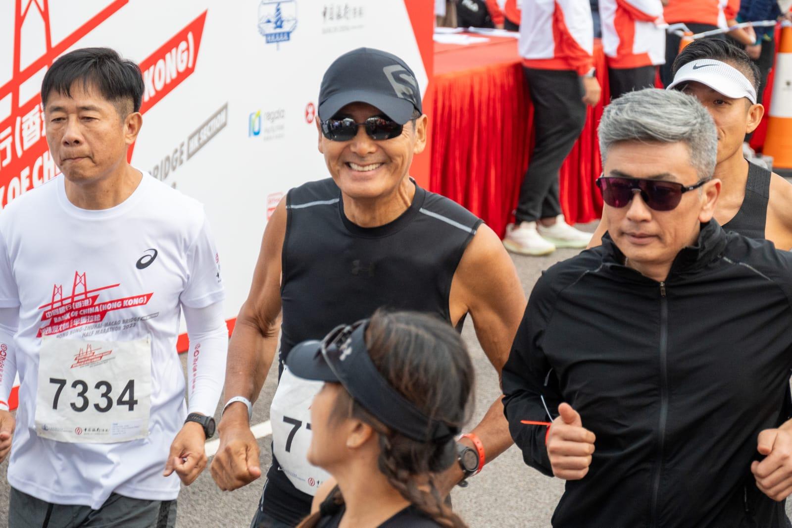 港珠澳半馬2023｜發哥2小時27分56秒完成 讚安排不錯明年繼續參加
