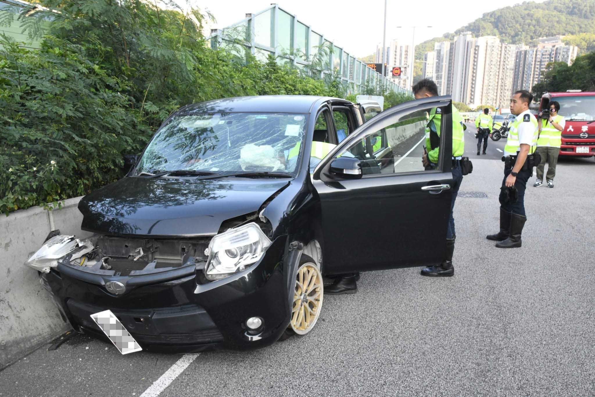 吐露港私家車失控5傷 男嬰被拋出車外