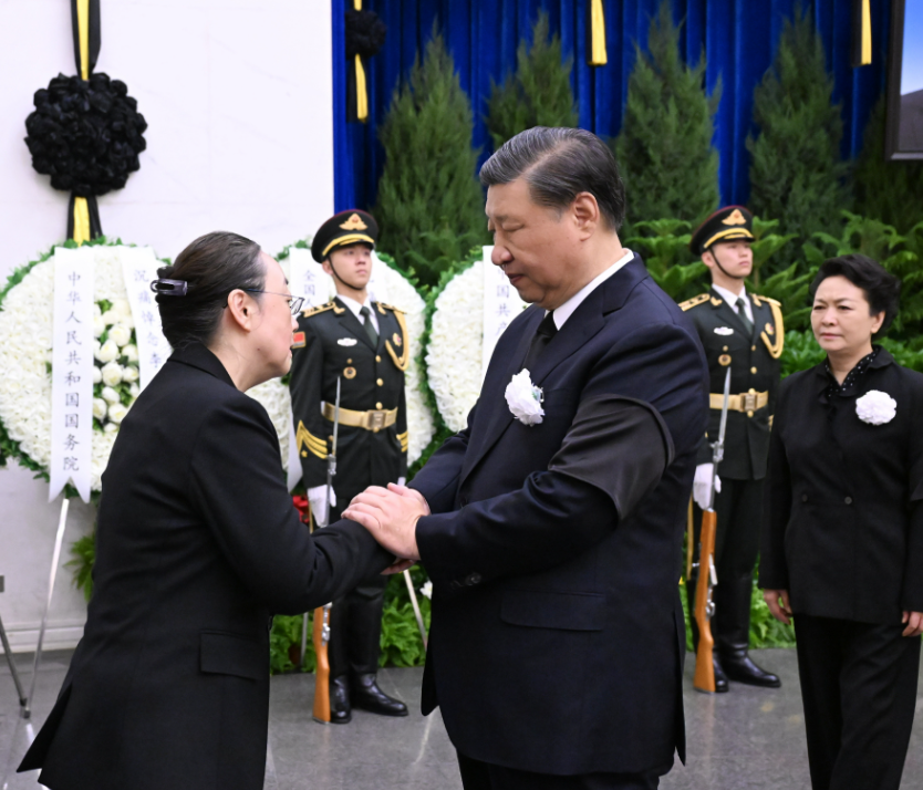 習近平向李克強夫人程虹表示深切慰問。(新華社)