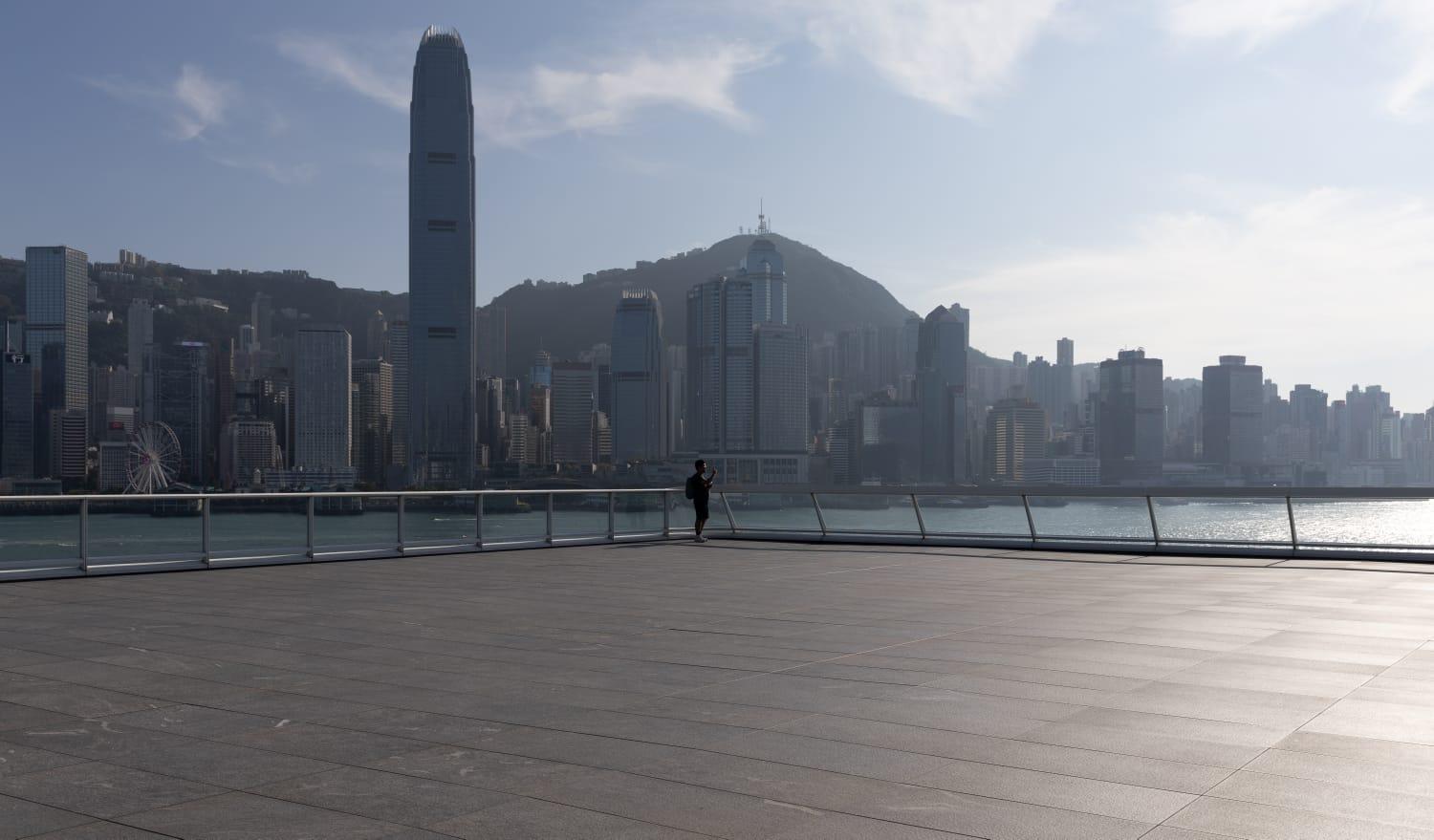 天文台料今個冬季氣溫正常至偏高，寒冷天數或較去年的13日少。(資料圖片)