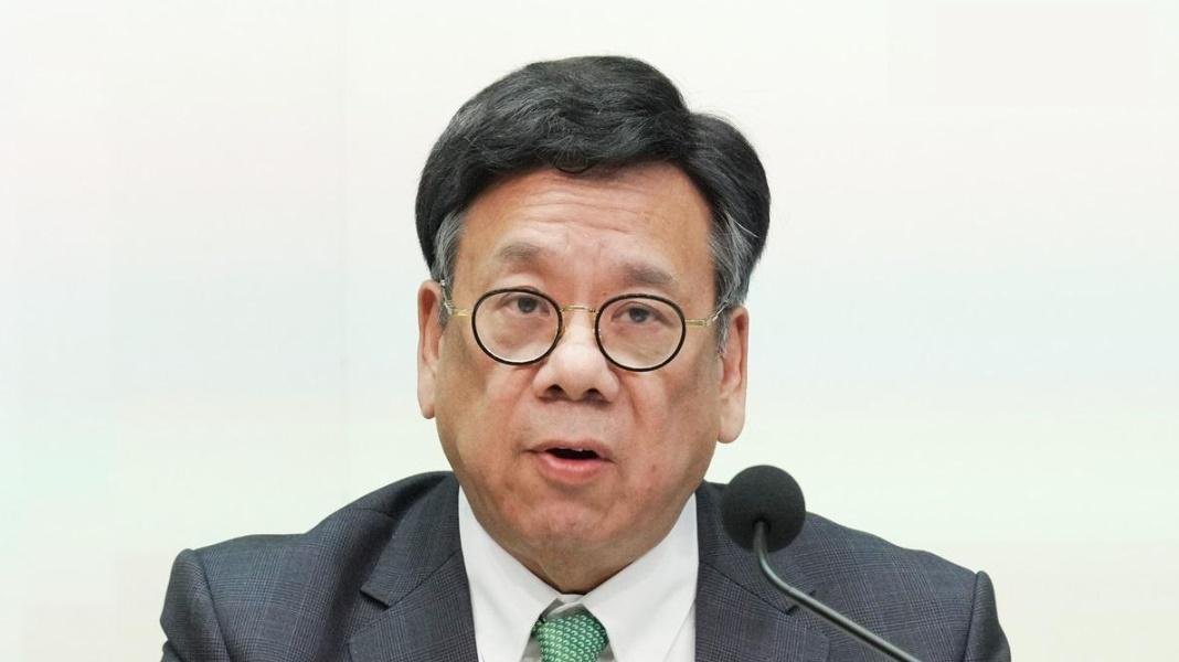 丘應樺：多港人北上消費屬自然現象，關鍵在如何刺激留港市民消費。(資料圖片)