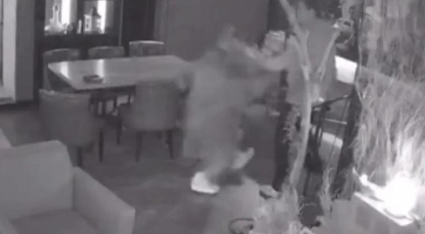 裝CCTV扮通靈，巫師夫妻下令呃錢兼性交，控制單親家庭19年。(網上圖片)