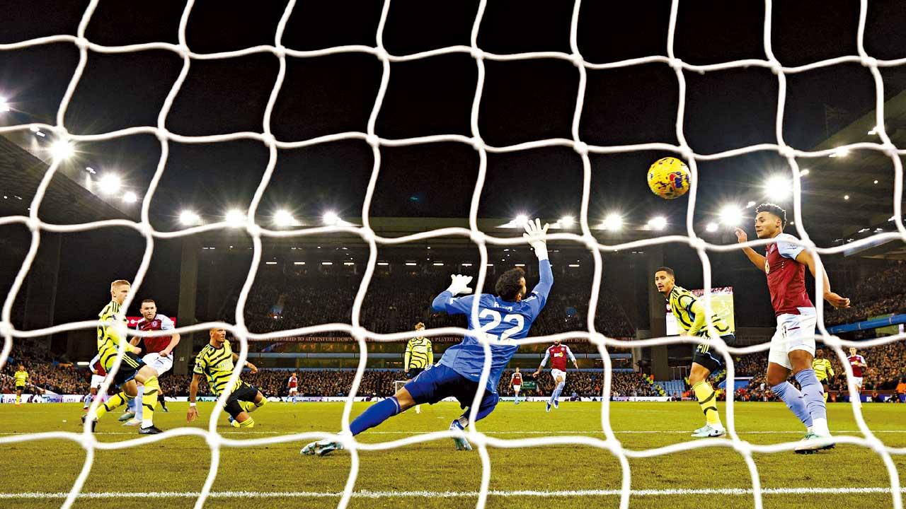 維拉破「兵」英超主場15連勝 艾美利稱談爭標時間尚早