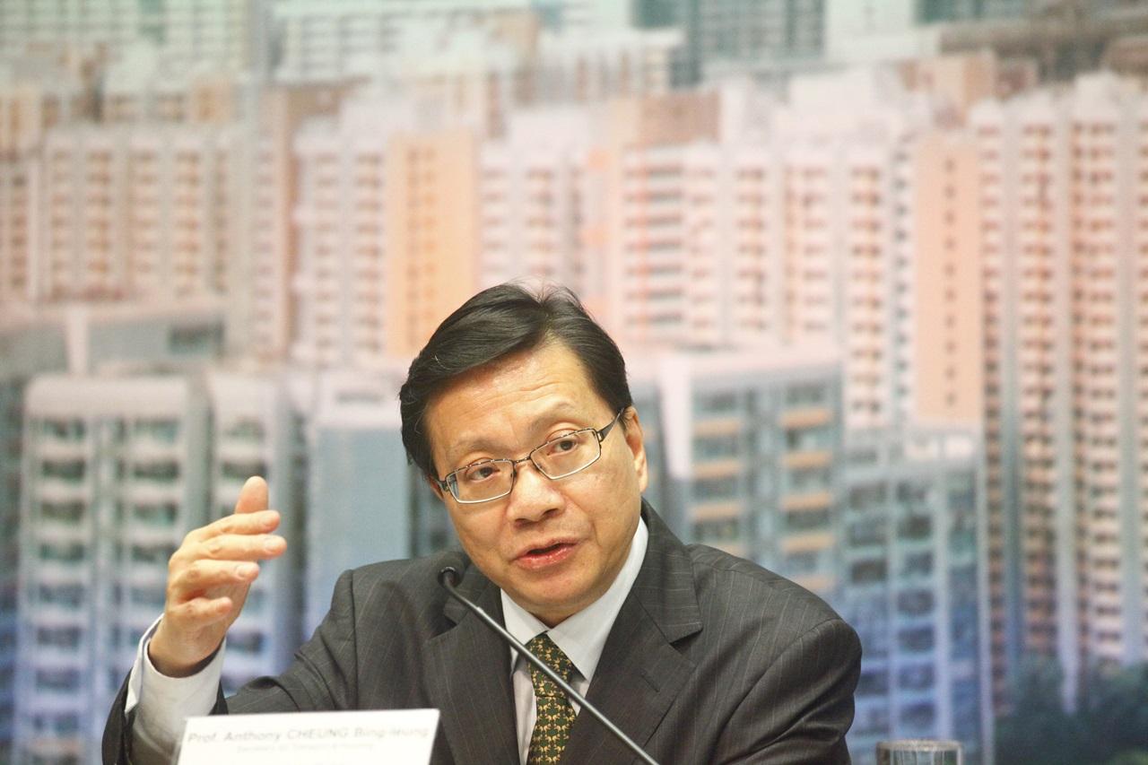 張炳良：香港須向外展示制度優勢 避免走向極端 (資料圖片)