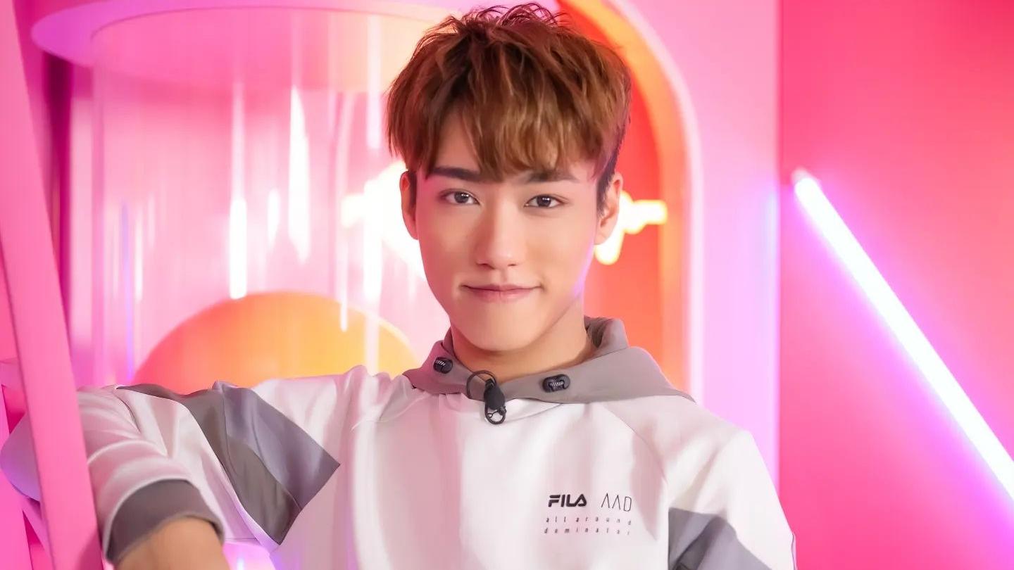 不正常愛情研究所｜文頌男患骨癌緊急停工 出PO籌醫藥費