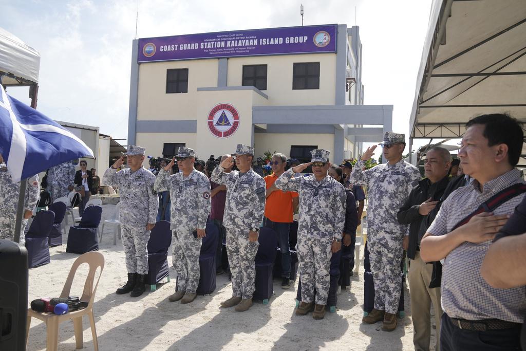 菲律賓海岸防衛隊在外島設立基地。(美聯社)