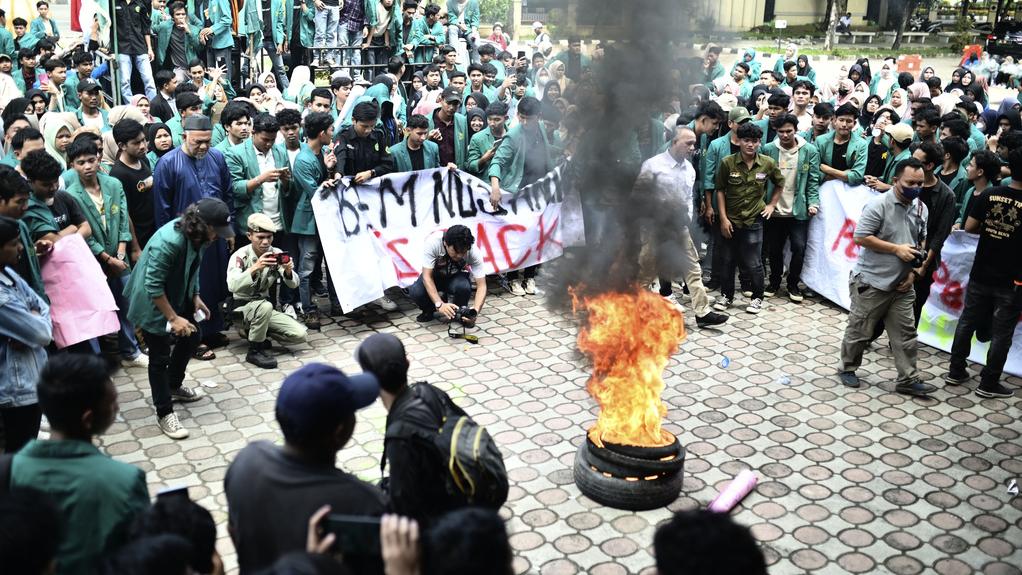 印尼反羅興亞人示威。(美聯社)