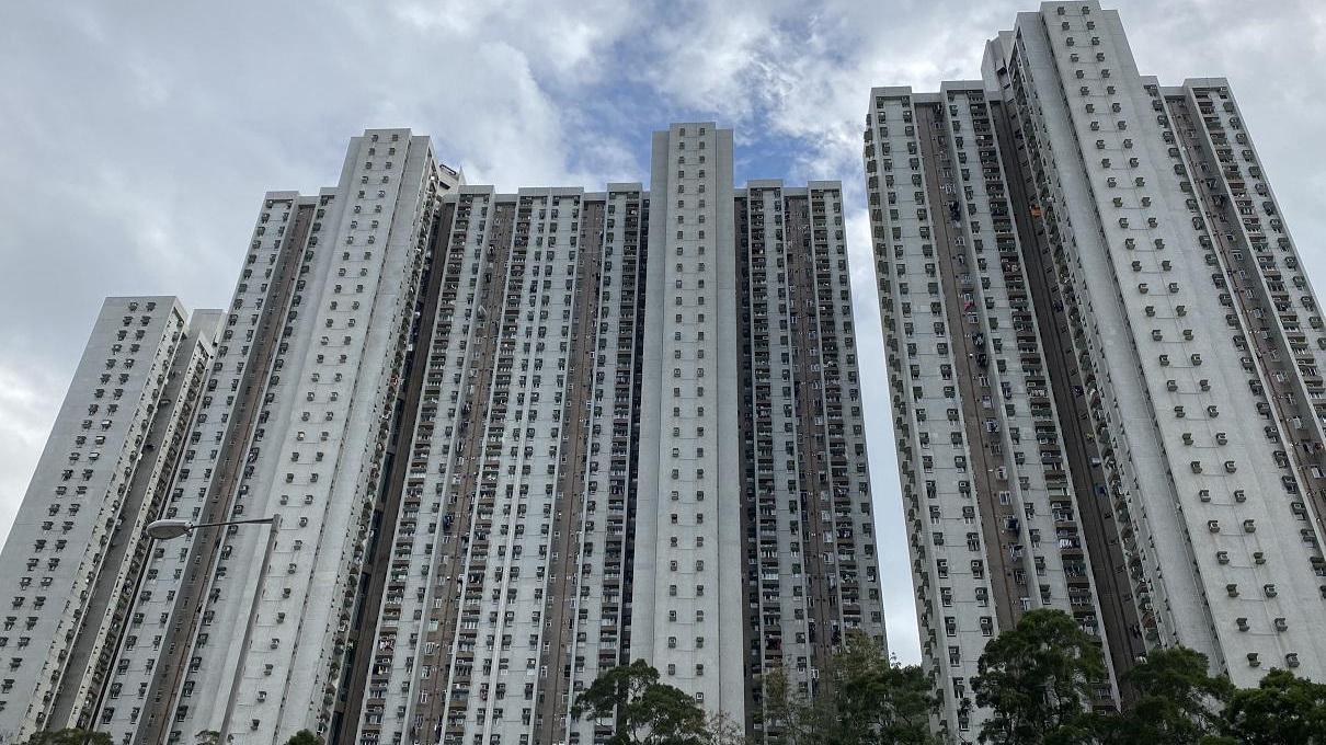 青衣居屋青華苑一房移民盤，最新以275萬元(已補地價)易手，呎價8,136元。