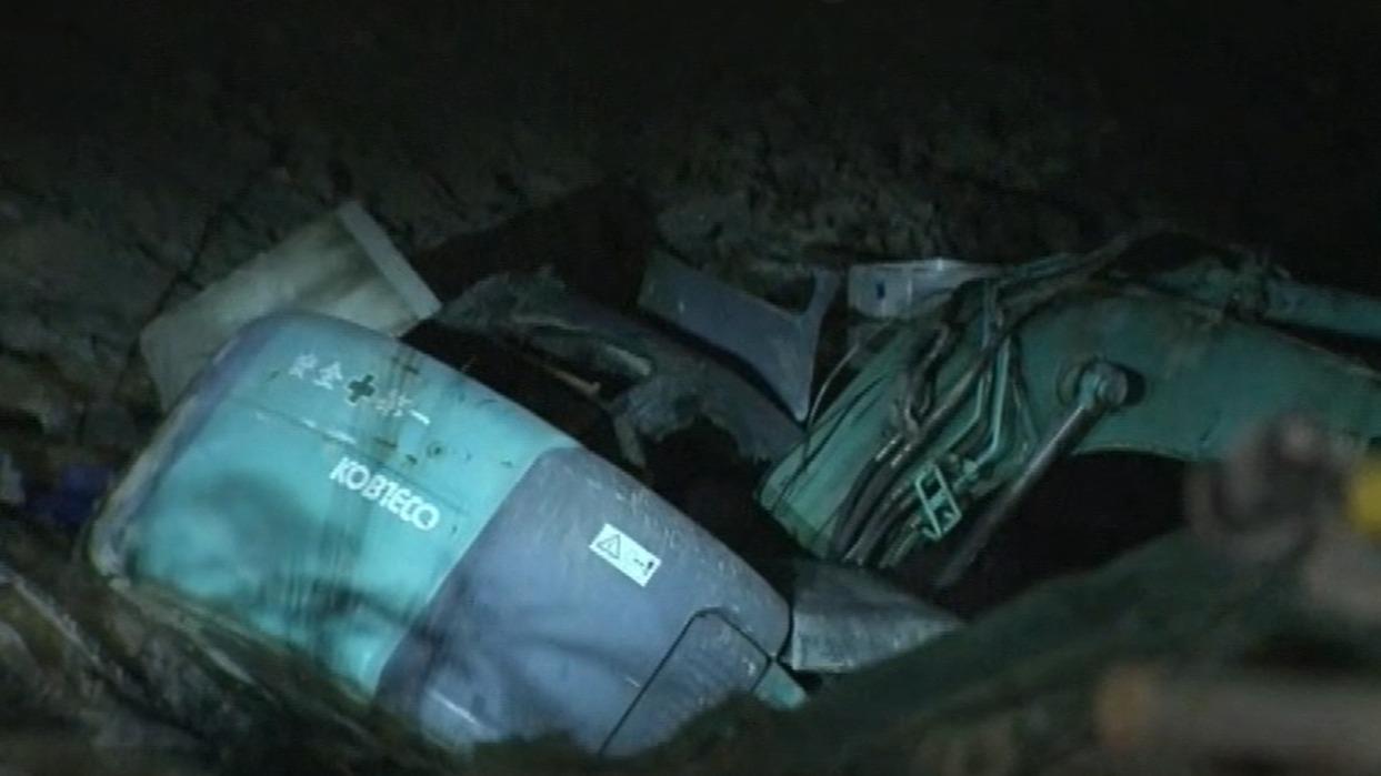 元朗66歲退休翁租魚塘自娛 疑無牌駕挖泥車做翻新工程