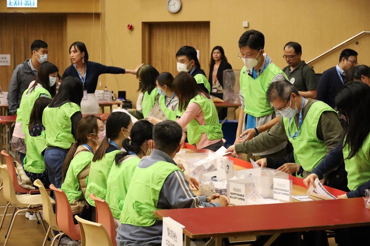 區議會選舉結果已塵埃落定。(資料圖片／鍾式明攝)