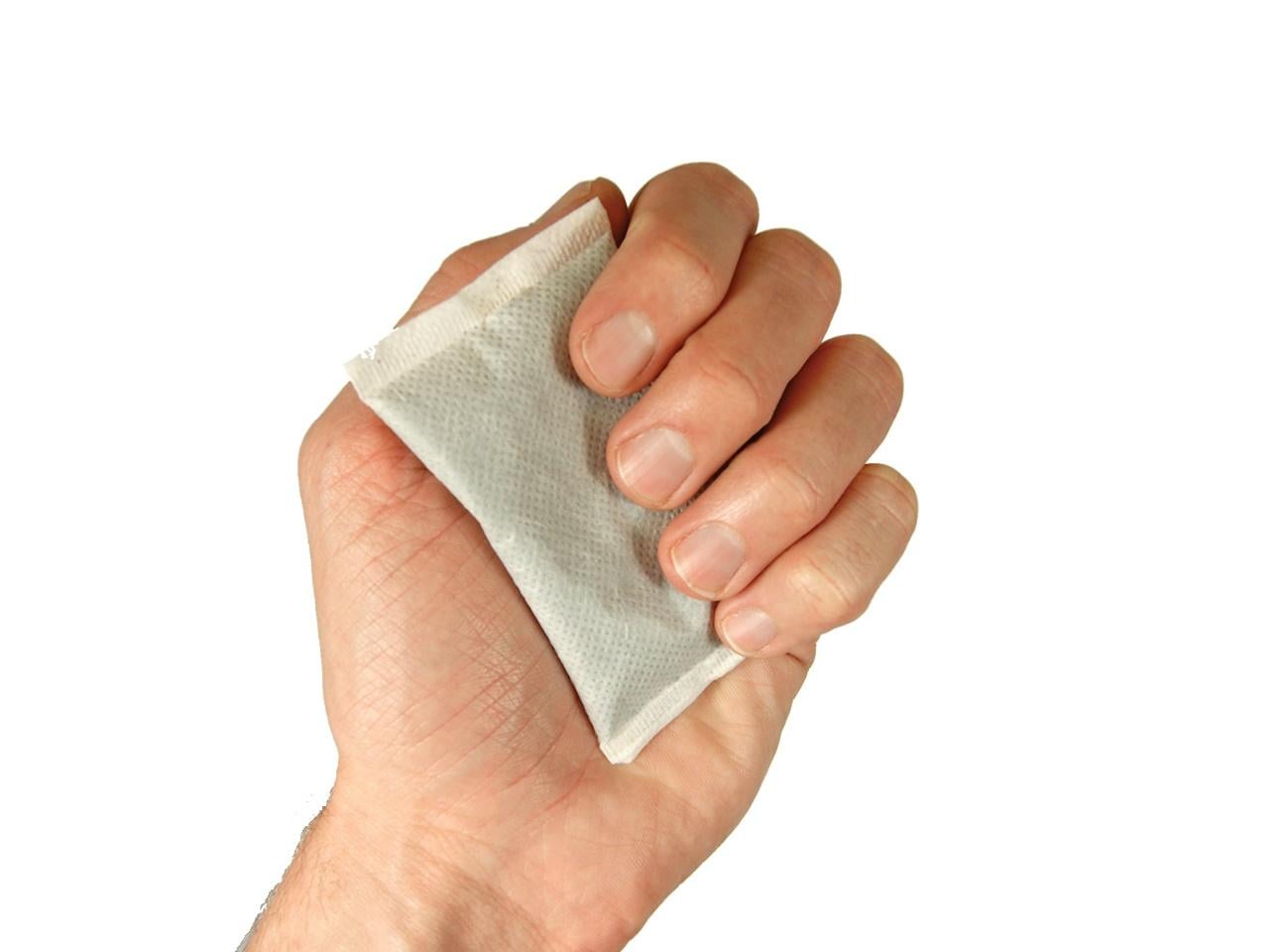 保暖｜暖包應該貼咩位？不斷搓反而唔暖？