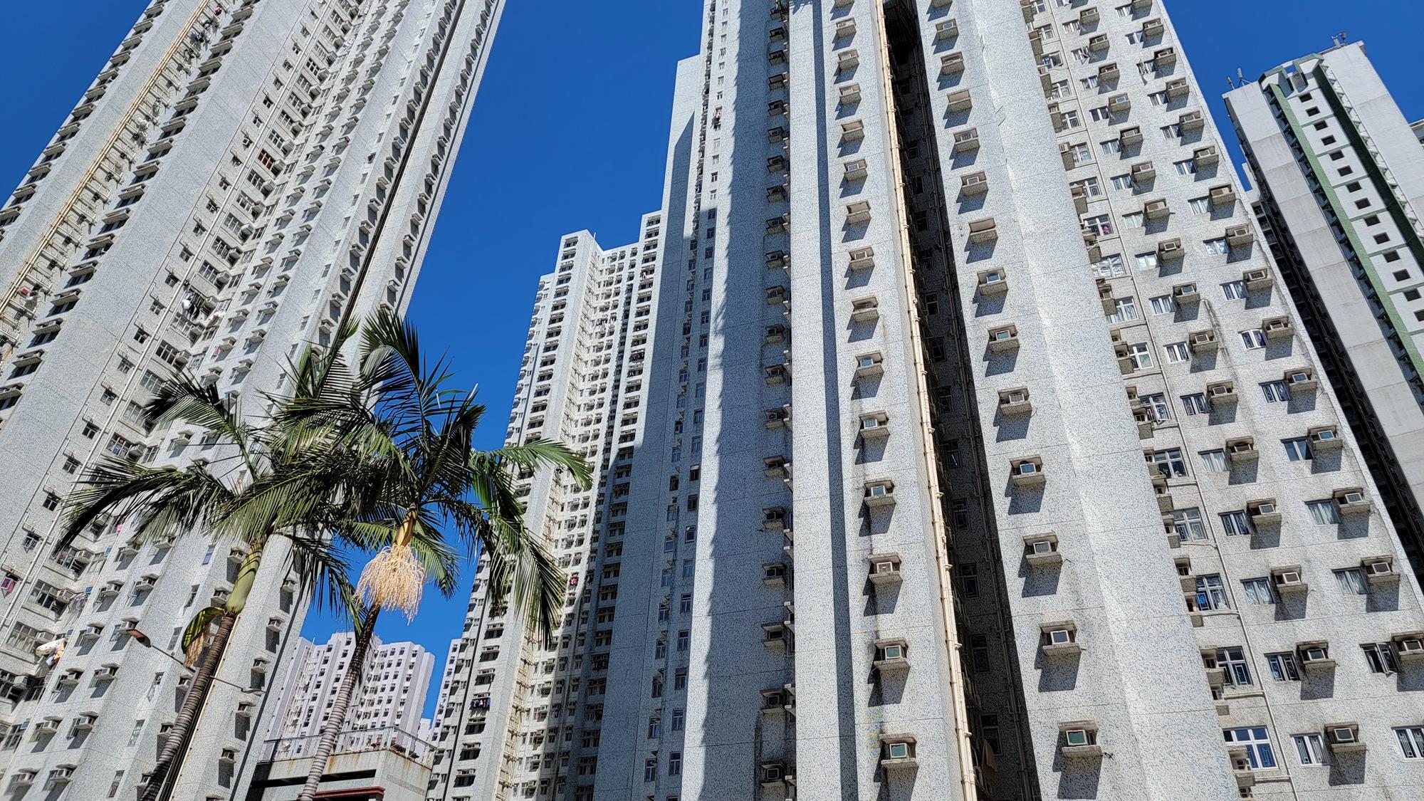 海景三房433萬上車！小西灣富怡花園一戶劈價5.9%成交｜二手居屋成交