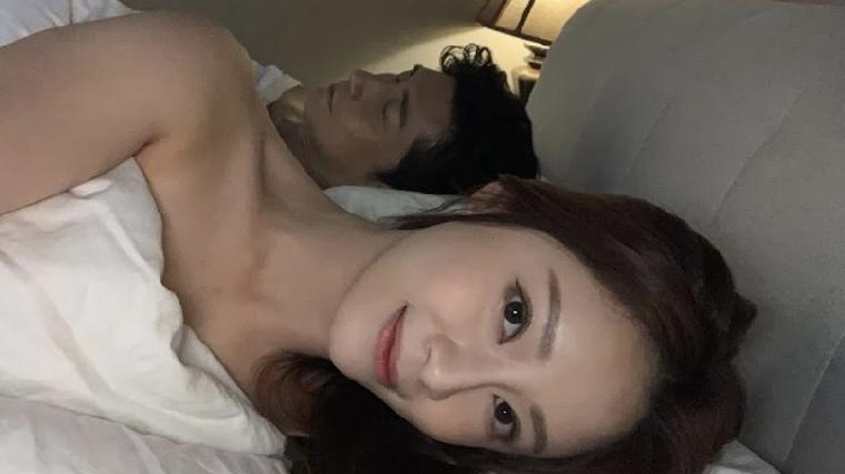 妳不是她｜葉蒨文孖袁文傑拍床照零尷尬：尷尬即係冇入到戲 