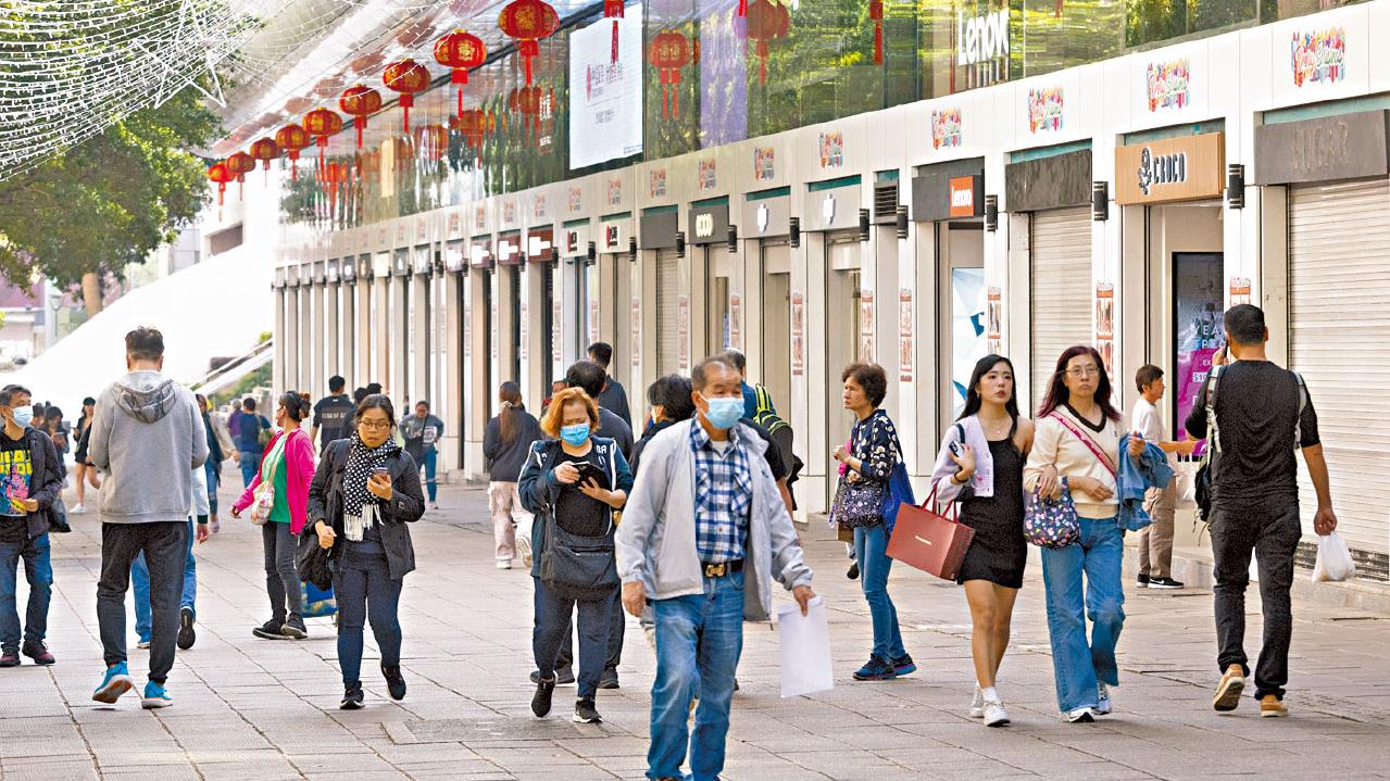 政府未交代會否恢復一簽多行 調查指七成零售業會員支持復辦 