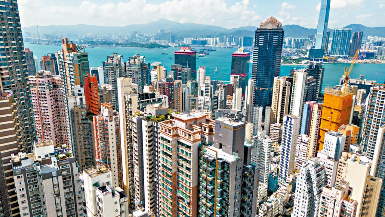 批有官員拒正面回應社會訴求 盧文端倡樓市全撤辣