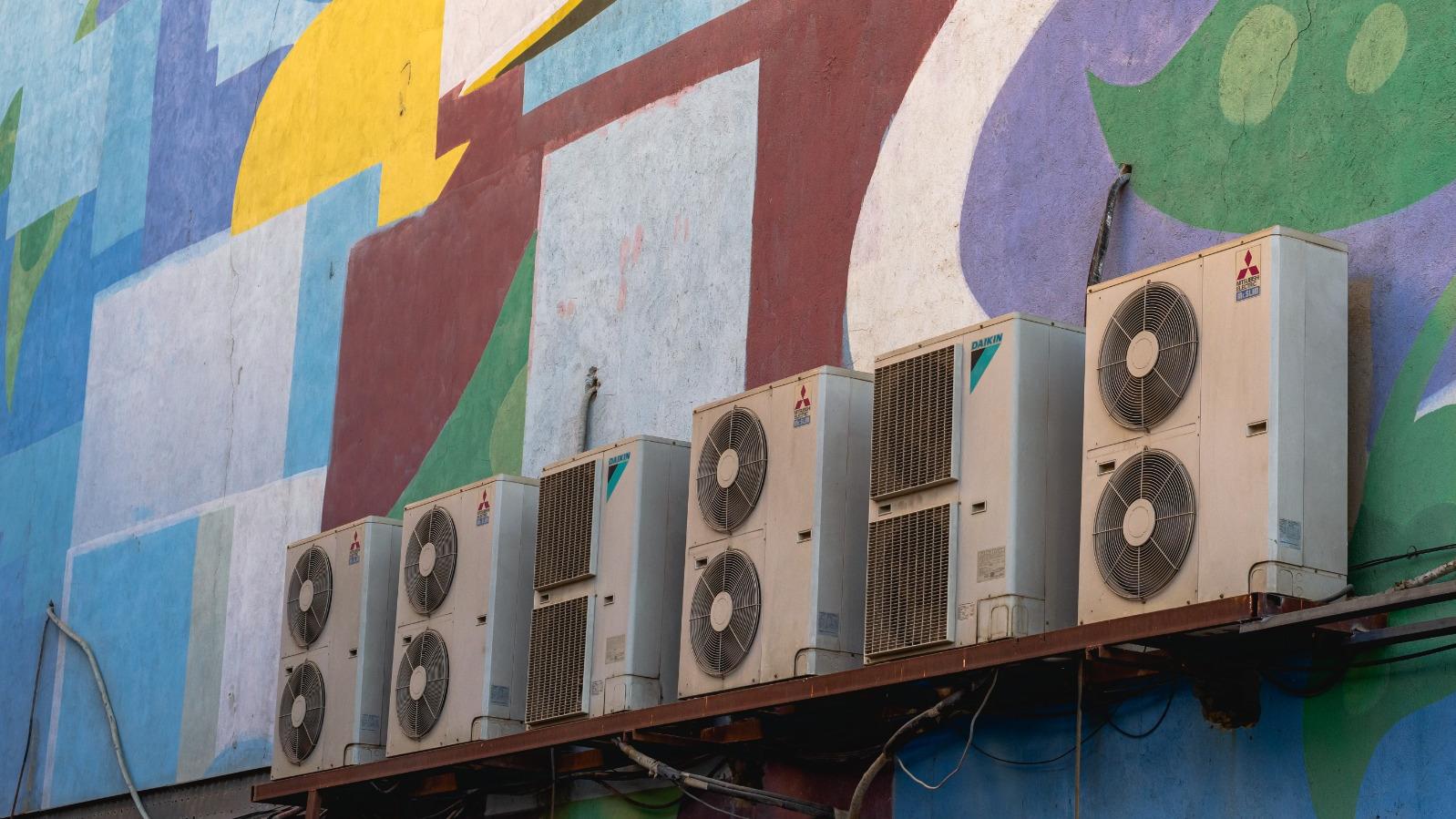 冷氣機唔凍點算？拆解三大成因+八招慳電貼士｜好裝修