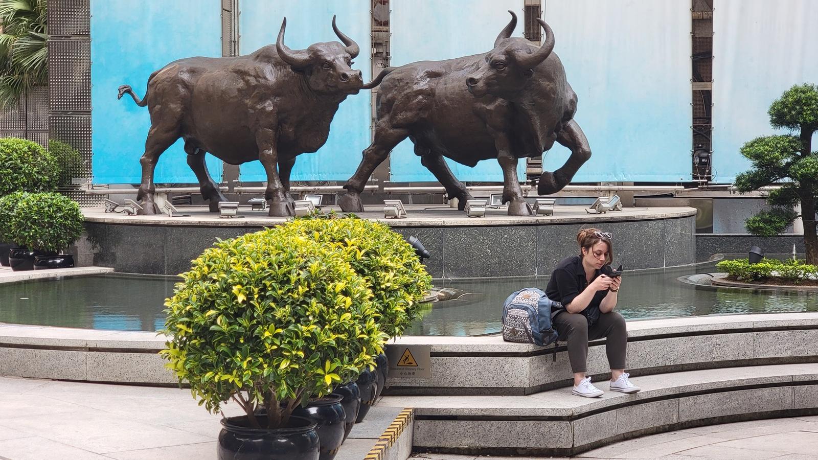 身處熊市三期之底部附近