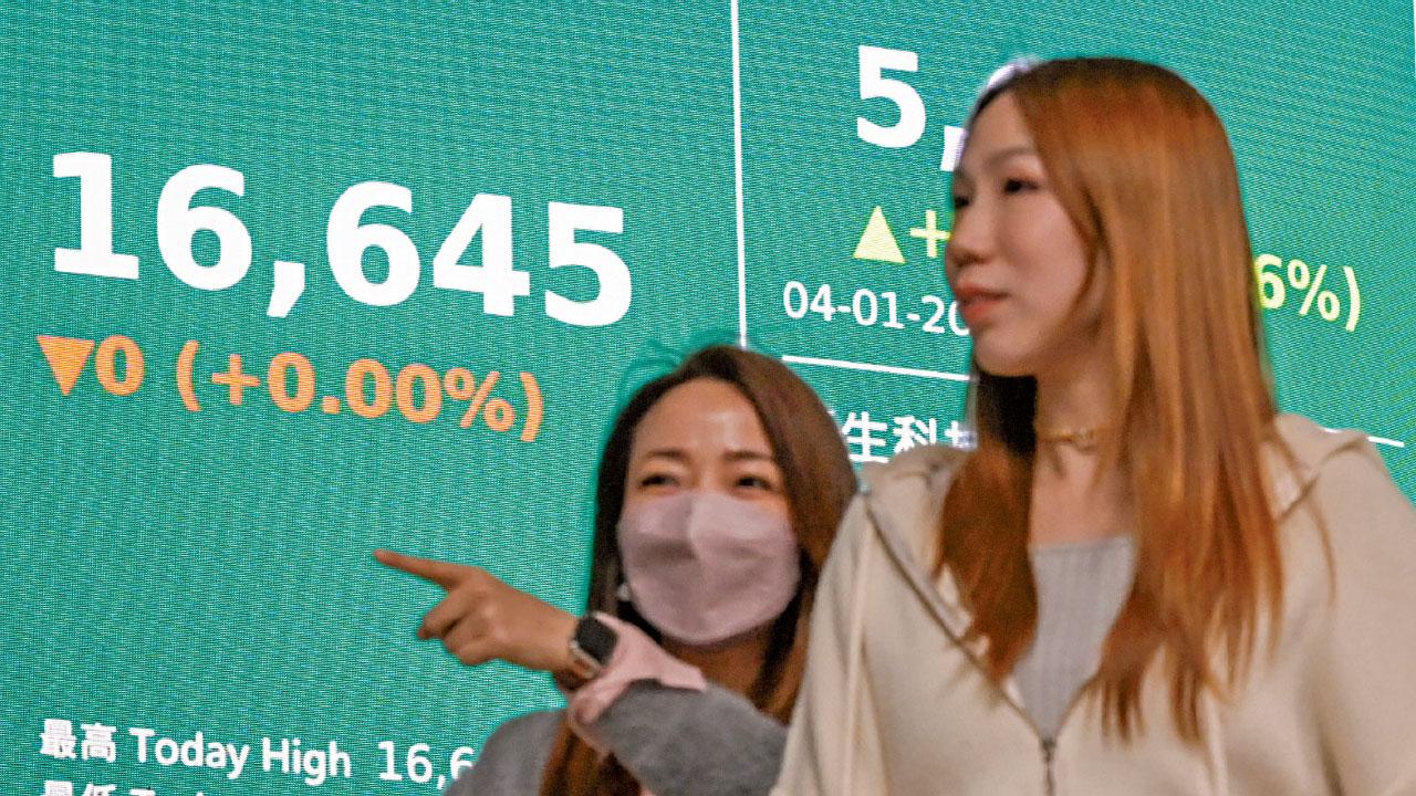 弱勢延續｜開局3連跌 8年首次 倘救市乏力 港股恐困窄道