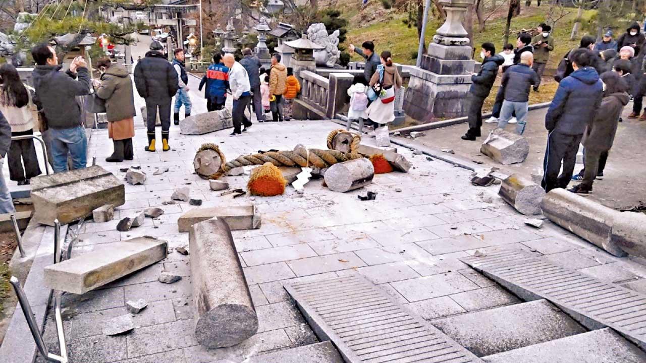 日本石川縣7.6級地震  JR搭客:以為車站會塌下
