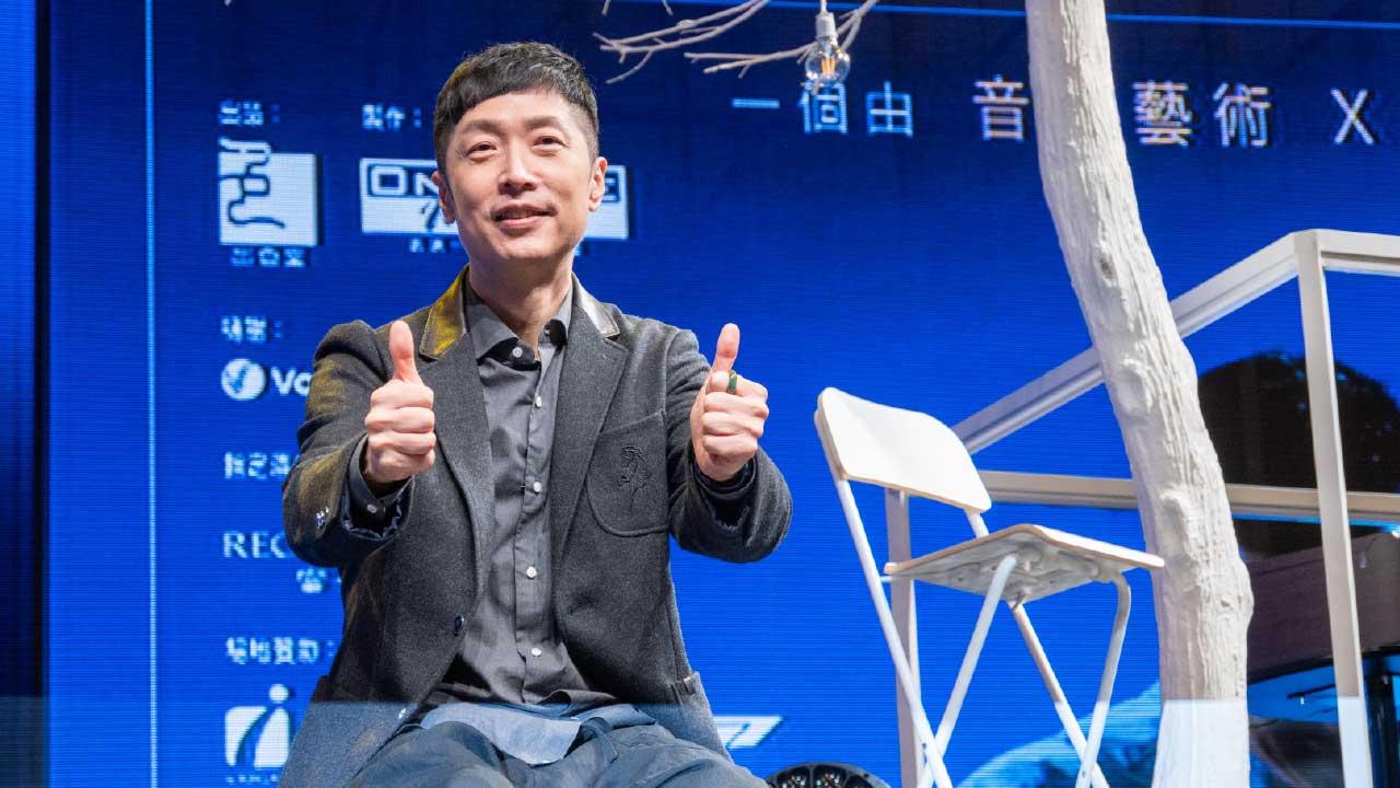 藝人做管理高層