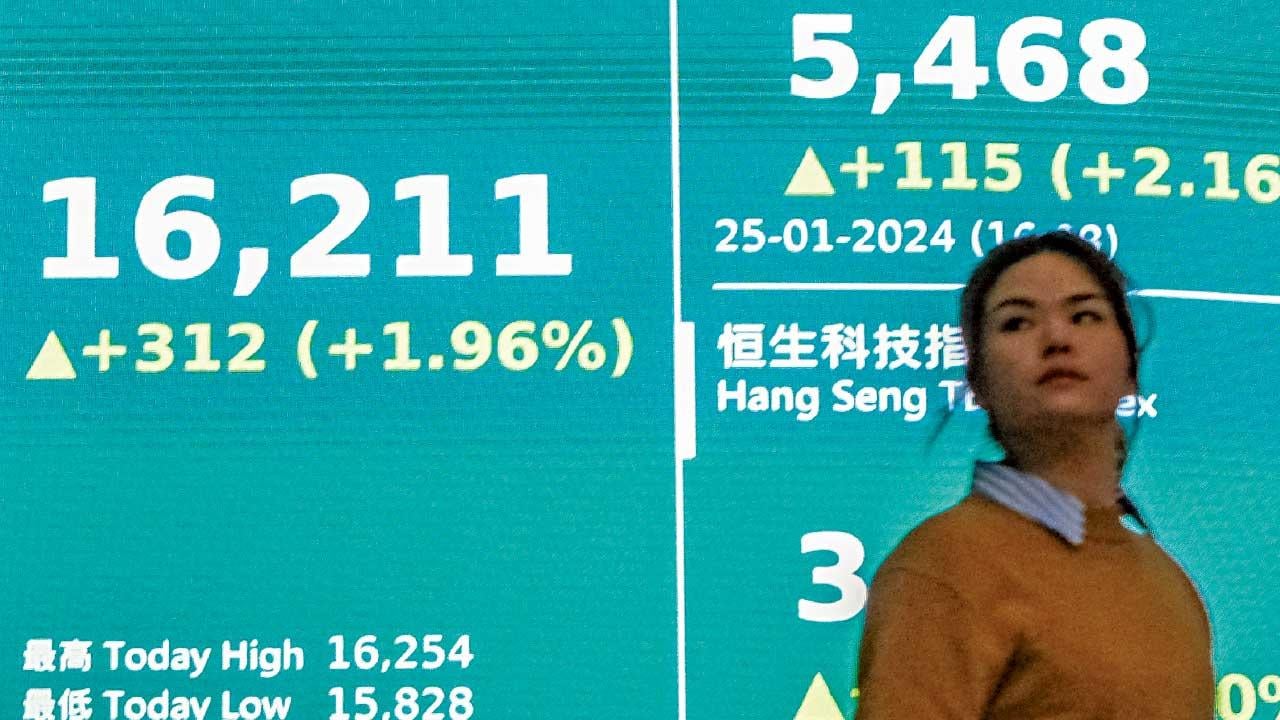 重越萬六｜港股彈3日 淡友連轟4日 沽空率續高逾兩成