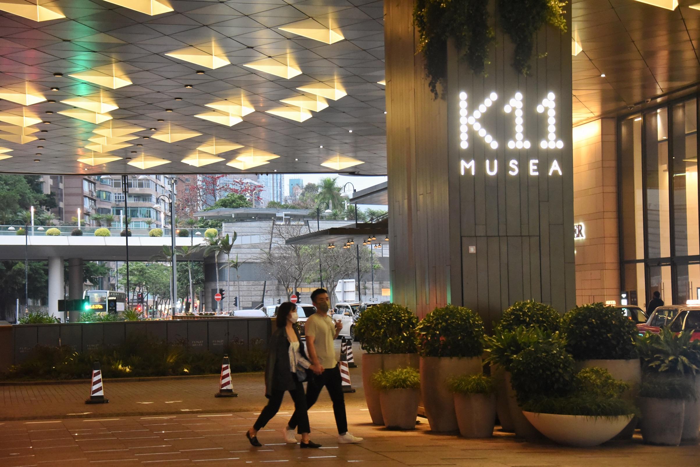 新世界獲多個利好因素支持