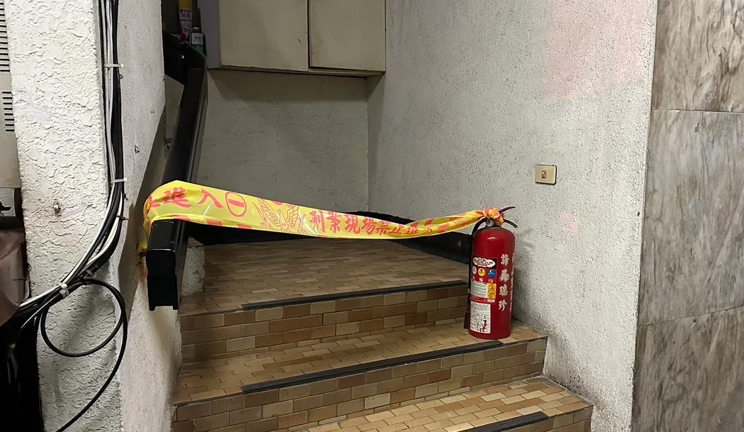 台灣高雄市新興區一棟大樓公寓的出租單位，周日(21日)晚上有一家五口燒炭輕生倫常命案。（網上圖片）