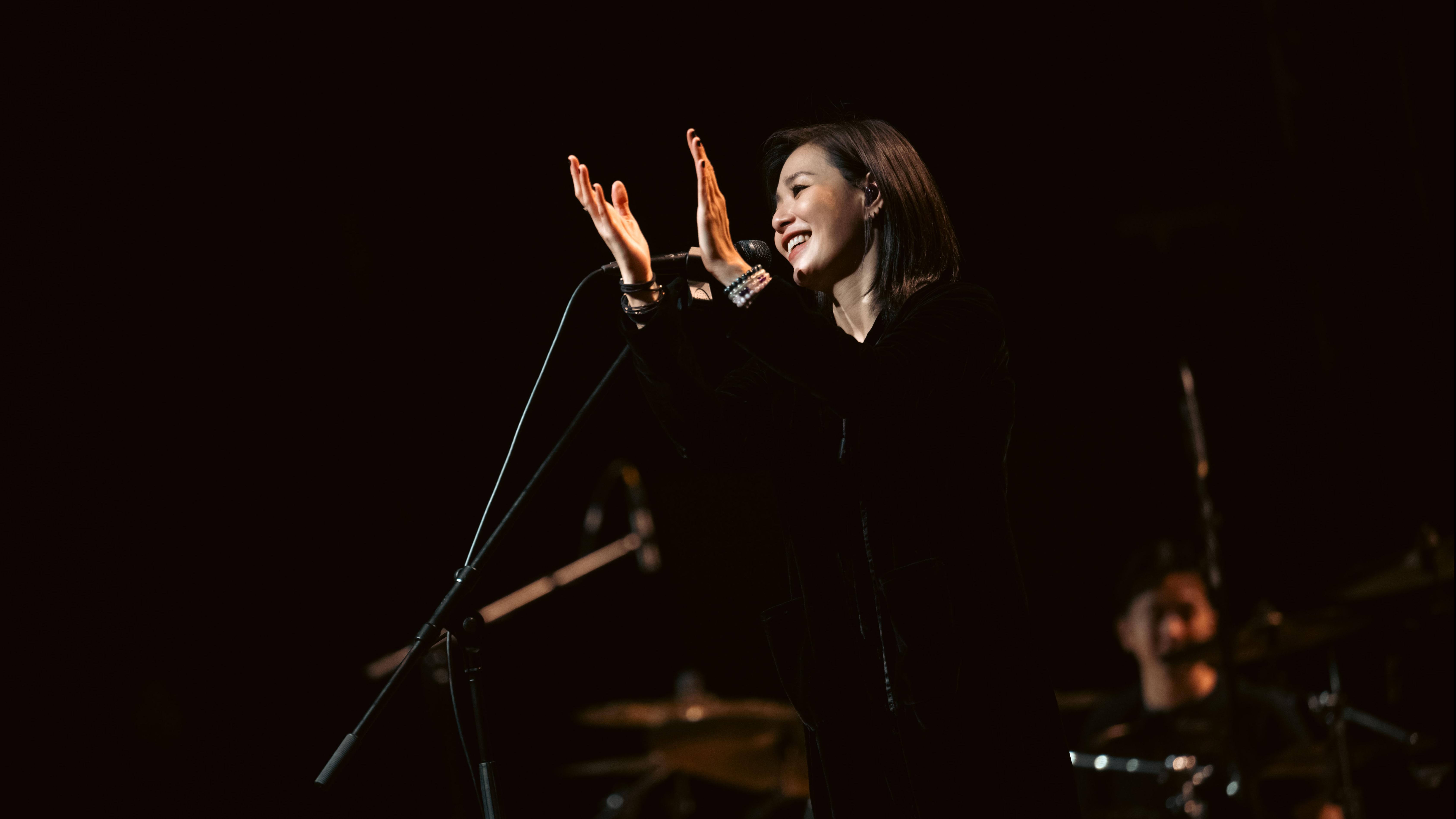 安溥相隔11載來港開騷 以音樂細訴40歲心路歷程