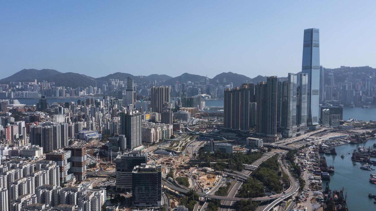 仲量聯行：住宅供應處過剩階段 樓價跌勢或延長 內地發展商投地欠活躍｜樓市走勢