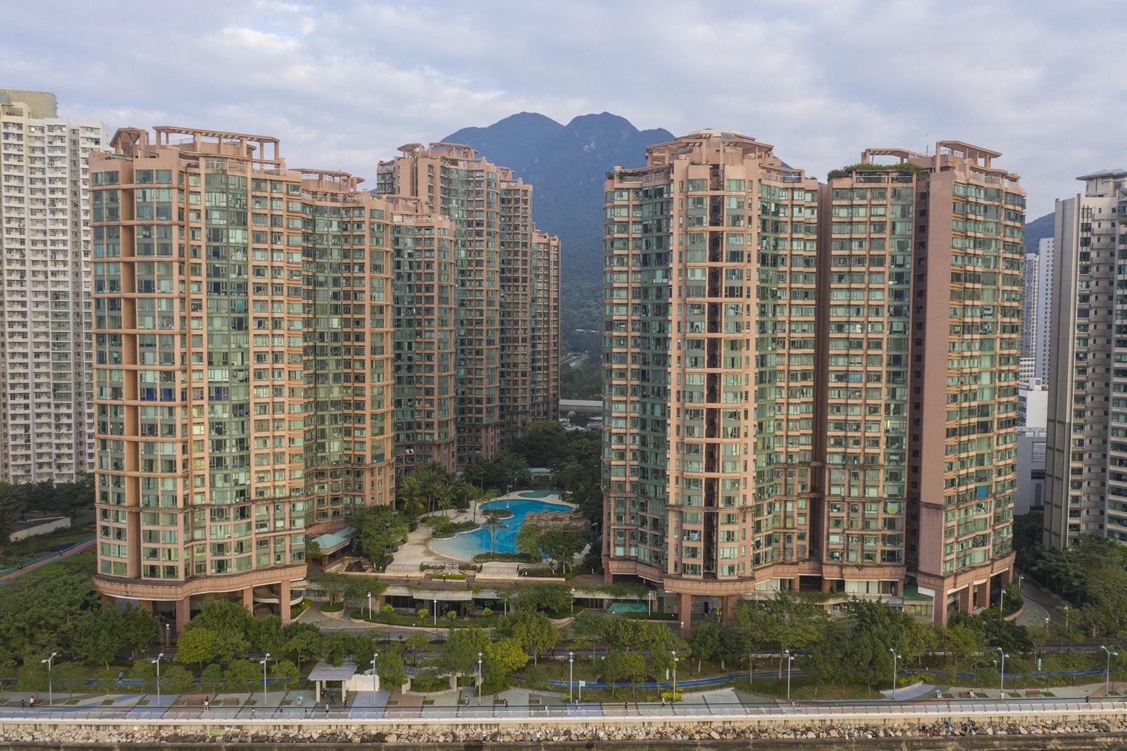 馬鞍山聽濤雅苑開齋減價6.5%沽 三房獲用家840萬承接｜二手樓成交