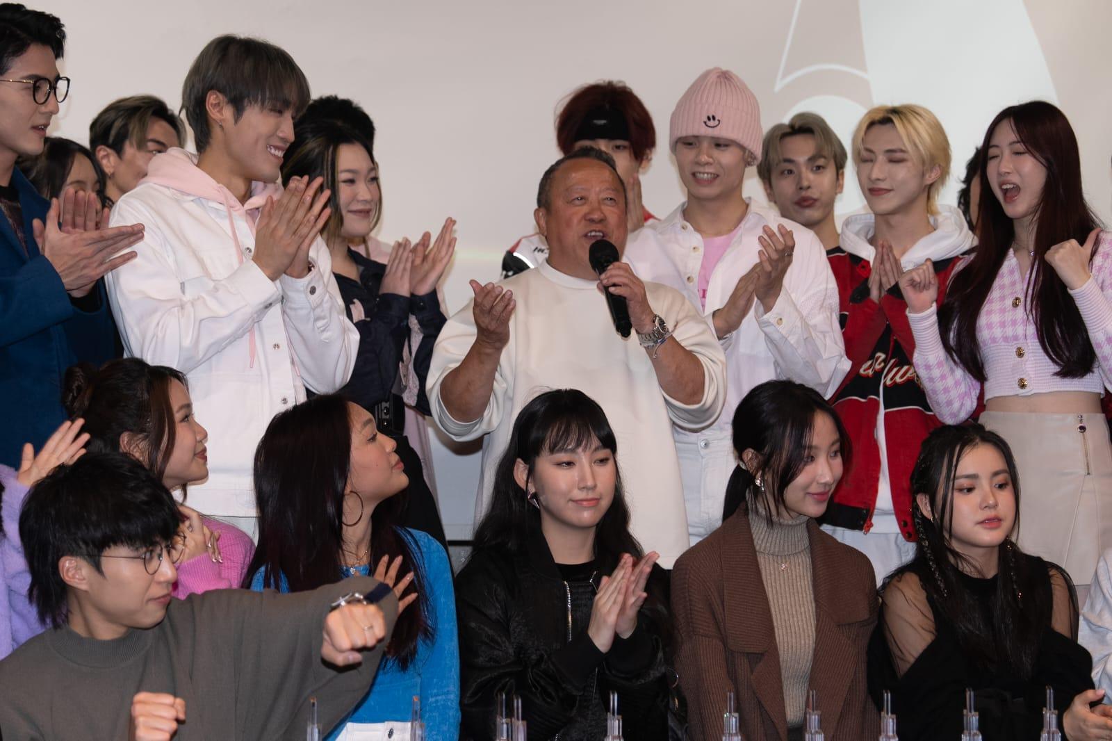 無綫歌手晒冷賀佳績 曾志偉︰我哋TVB幾開心