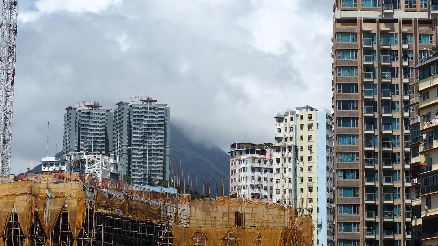 2023年一手私樓新盤全年買賣宗數及金額，均為2013年後的近10年次低。(資料圖片)