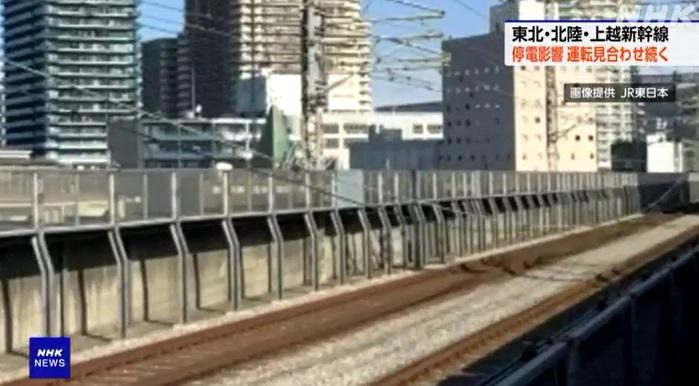 NHK報道，一條架空電纜垂落導致停電，令新幹線列車大規模停駛。(互聯網)